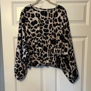 Chic Leopard Print Women's Blouse